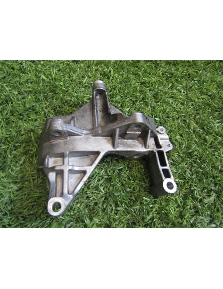 [93768] SOPORTE ALTERNADOR - VOLKSWAGEN TOUAREG (01/2018 - ...)