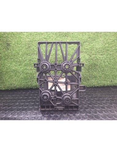 [101862] SOPORTE CAJA FUSIBLES - FORD TRANSIT...