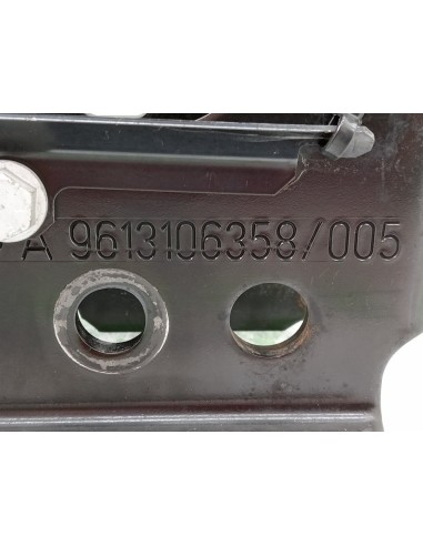 [95754] SOPORTE DE CABINA DELANTERO DERECHO -...