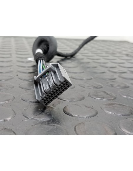 [97039] SOPORTE ESPEJO DERECHO - VOLVO XC60