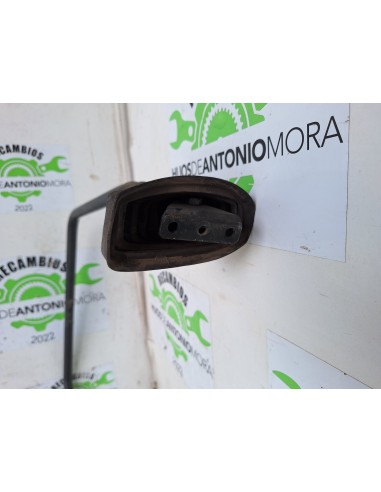 [101328] SOPORTE ESPEJO IZQUIERDO - IVECO...