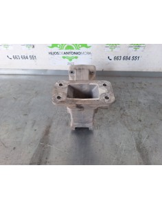 [102455] SOPORTE ESTRIBO DERECHO - RENAULT KERAX 2002 -...