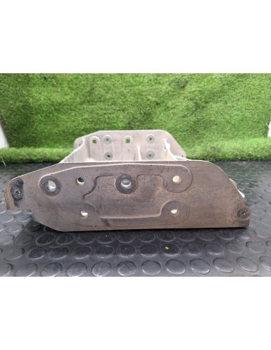 [99592] SOPORTE ESTRIBO IZQUIERDO - RENAULT...