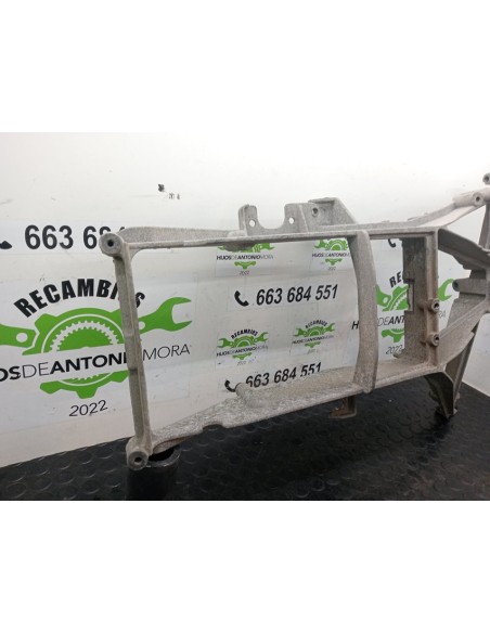 [101066] SOPORTE FARO DERECHO - DAF SERIE XF105.XXX (01/2006 - 12/2013)