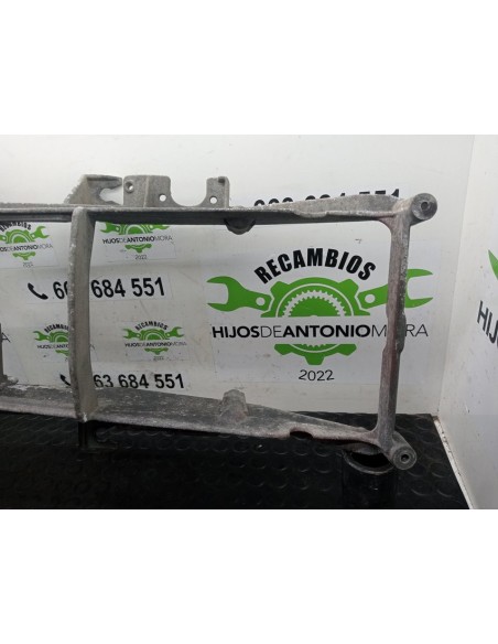 [101067] SOPORTE FARO IZQUIERDO - DAF SERIE XF105.XXX (01/2006 - 12/2013)