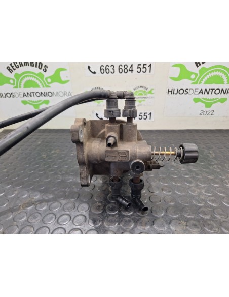[102351] SOPORTE FILTRO COMBUSTIBLE - VOLVO FL XXX (01/2006 - 01/2013)