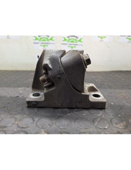 [106561] SOPORTE GUARDABARRO - RENAULT PREMIUM ROUTE -2006 (01/2005 - 01/2013)