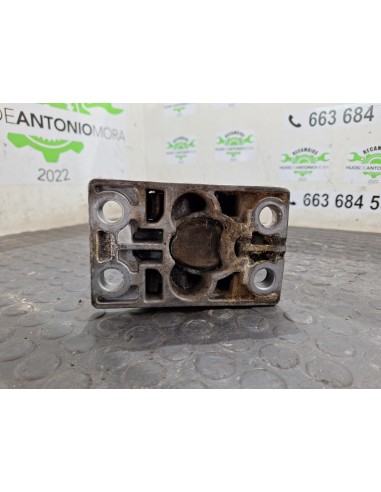 [106656] SOPORTE GUARDABARRO - RENAULT SERIE T...