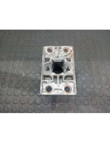 [106657] SOPORTE GUARDABARRO - RENAULT SERIE T...