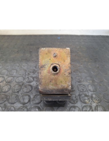 [104759] SOPORTE MOTOR - NISSAN CABSTAR E...