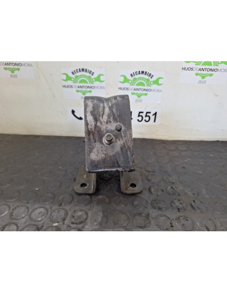 [106209] SOPORTE MOTOR - NISSAN CABSTAR E (01/2002 - 12/2003)