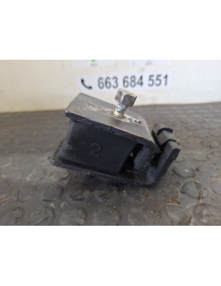 [106632] SOPORTE MOTOR - NISSAN CABSTAR E (01/2002 - 12/2003)