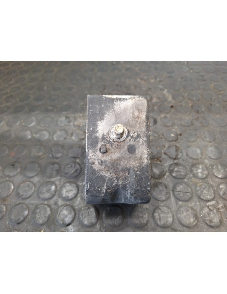 [106632] SOPORTE MOTOR - NISSAN CABSTAR E (01/2002 - 12/2003)