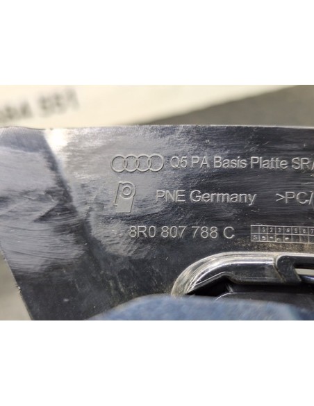 [100365] TAPA  - AUDI Q5 (8R)