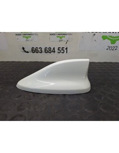 [99540] TAPA ANTENA - INFINITI Q50