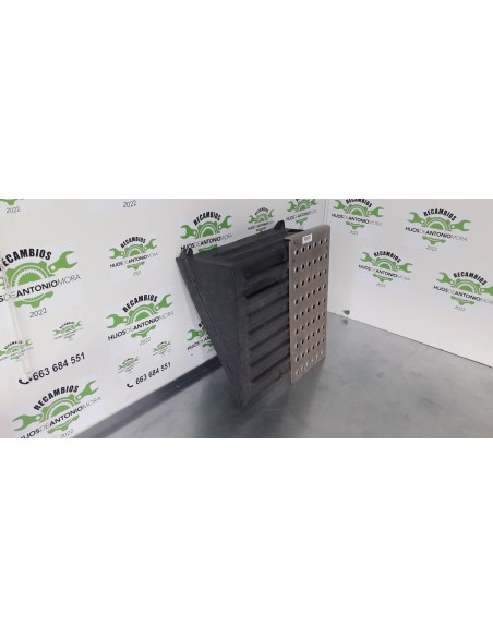 [95545] TAPA BATERIA - RENAULT PREMIUM ROUTE -2006 (01/2005 - 01/2013)