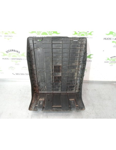 [102356] TAPA BATERIA - IVECO STRALIS (AS) (01/2012 - 01/2019)