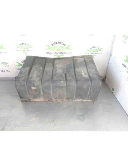 [105665] TAPA BATERIA - RENAULT MIDLUM (01/2000 - 12/2013)