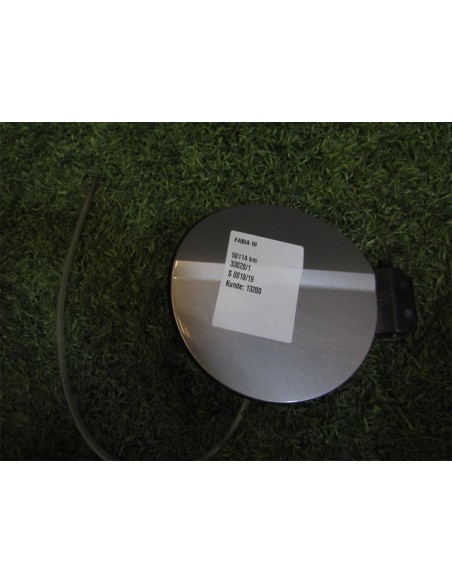 [93170] TAPA EXTERIOR COMBUSTIBLE - SKODA FABIA