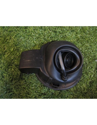 [93170] TAPA EXTERIOR COMBUSTIBLE - SKODA FABIA