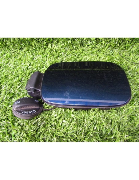 [92678] TAPA EXTERIOR COMBUSTIBLE - AUDI A4 AVANT (B5)
