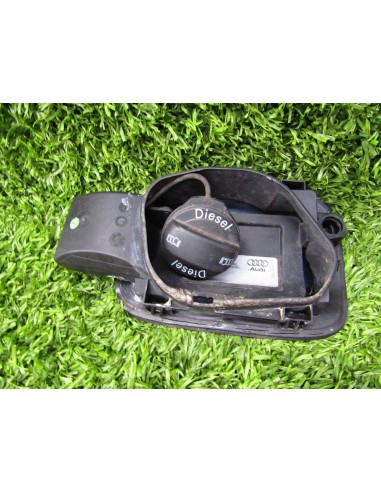 [92678] TAPA EXTERIOR COMBUSTIBLE - AUDI A4...