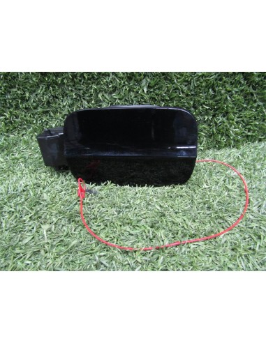 [92366] TAPA EXTERIOR COMBUSTIBLE - AUDI A3 (8P)