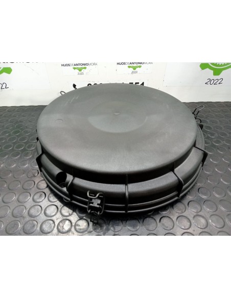 [97935] TAPA FILTRO AIRE - RENAULT PREMIUM ROUTE -2006 (01/2005 - 01/2013)