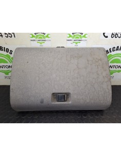 [102467] TAPA GUANTERA - RENAULT KERAX 2002 - E3 (01/2002...