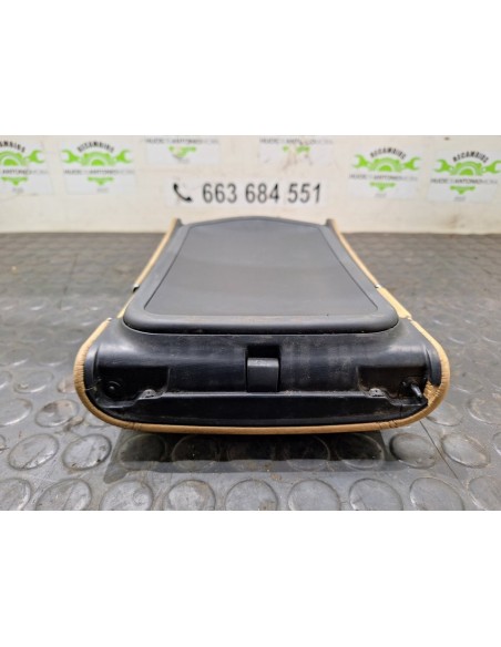 [104565] TAPA GUANTERA - MERCEDES CLASE GLS (W166) (01/2015 - ...)