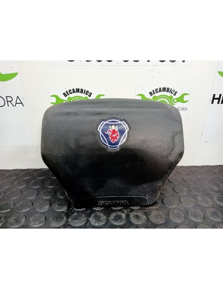 [98351] TAPA VOLANTE - SCANIA SERIE 4 (P/R 94 G) (01/1996 - 01/2004)