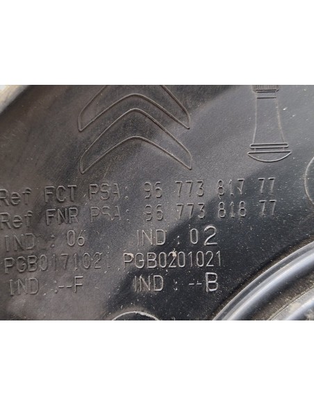 [103601] TAPACUBOS - CITROEN JUMPY FUGÓN (01/2016 - 12/2020)