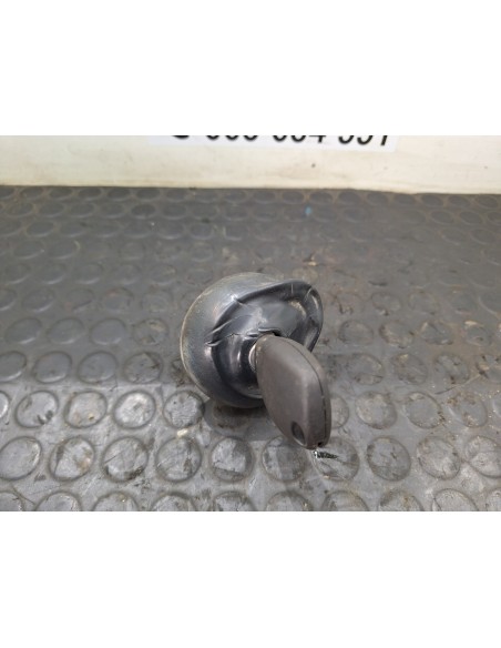 [106341] TAPON COMBUSTIBLE - RENAULT MASTER MAXI CAJA CERRADA (01/2002 - ...)