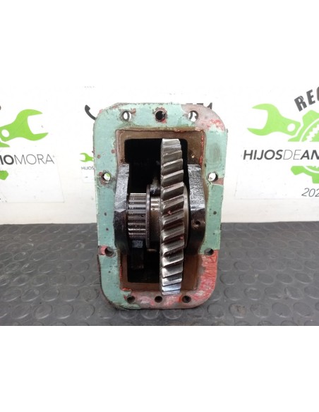 [102761] TOMA DE FUERZA - RENAULT HD 340.18 / 26 PREMIUM E2 (01/1996 - 12/2001)