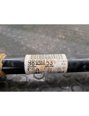 [104611] TRANSMISION DELANTERA DERECHA -...