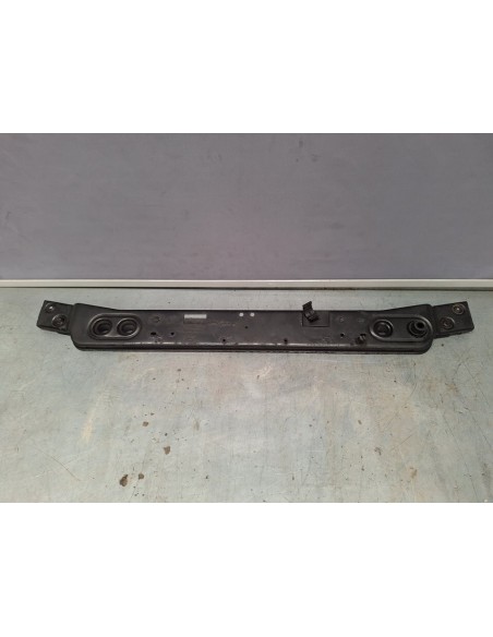 [101520] TRAVESAÑO SUPERIOR - FORD TRANSIT CAJA CERRADA '06