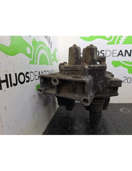 [101103] VALVULA 4 VIAS - RENAULT MIDLUM (01/2000 - 12/2013)