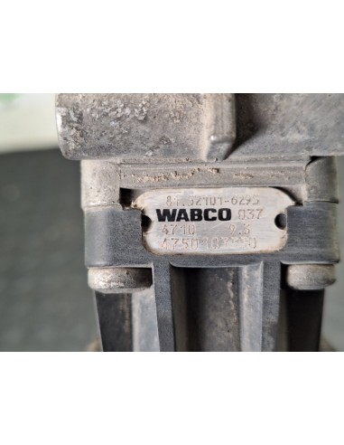 [103854] VALVULA AIRE ADICIONAL - MAN TG - A...