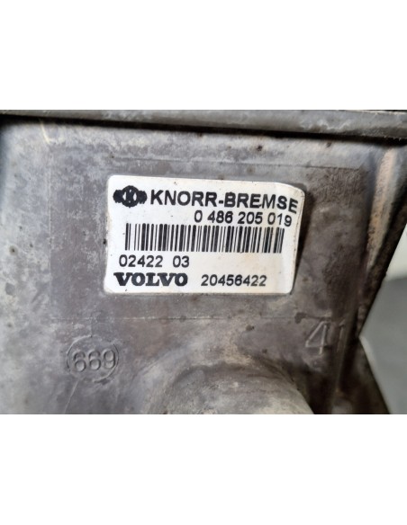 [106795] VALVULA CONTROL REMOLQUE - VOLVO FH 12 2002 - (01/2002 - 01/2006)