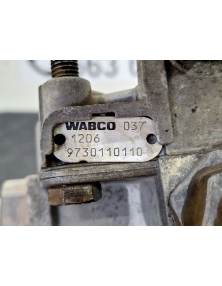 [102791] VALVULA DESCARGA DE AIRE - VOLVO FH 12 2002 - (01/2002 - 01/2006)