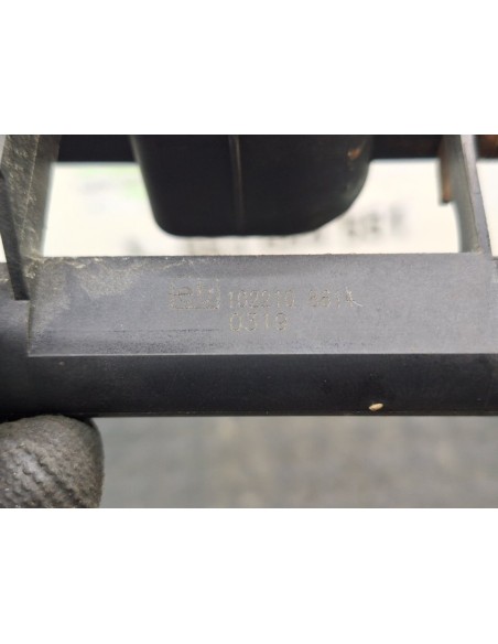 [101077] VALVULA INTERCAMBIO DE CALEFACCION - RENAULT PREMIUM LANDER (01/2005 - ...)