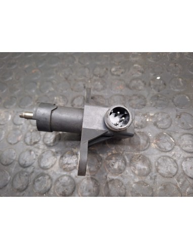 [105881] VALVULA NIVELADORA - RENAULT SERIE T...