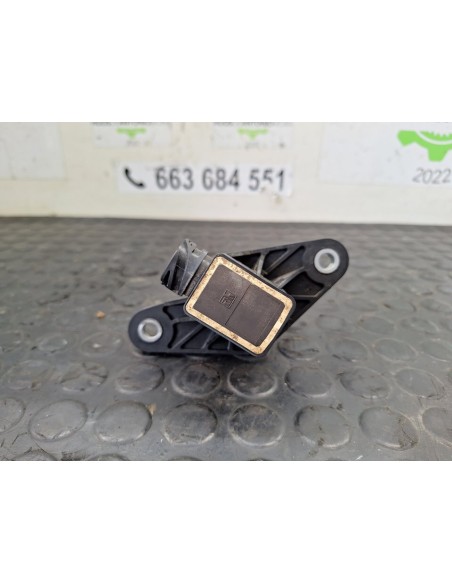 [102859] VALVULA NIVELADORA SUSPENSION - RENAULT SERIE T (01/2013 - ...)