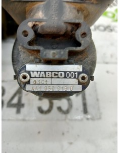 [91867] VALVULA NIVELADORA SUSPENSION TRASERA DERECHA -...