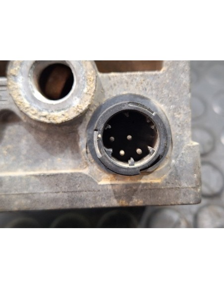 [104320] VALVULA PISADERA DE FRENO - RENAULT PREMIUM ROUTE -2006 (01/2005 - 01/2013)