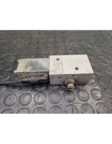 [102399] VALVULA REGULADORA - IVECO STRALIS (AS) (01/2012 - 01/2019)