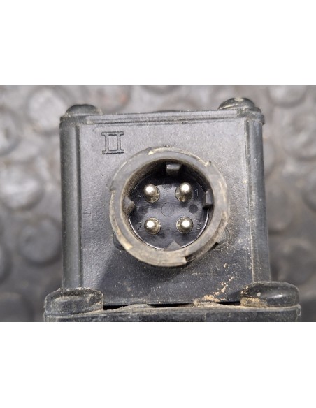 [105808] VALVULA SUSPENSION TRASERA - VOLVO FH 12 ASTA 2001 E2 / E3