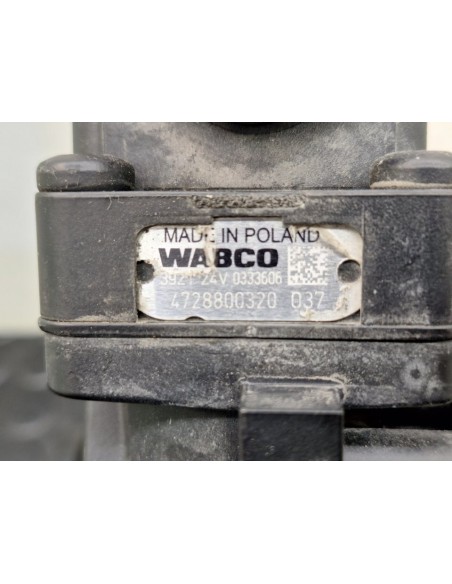 [101204] VALVULA SUSPENSION TRASERA - VOLVO FH 12 ASTA 2001 E2 / E3