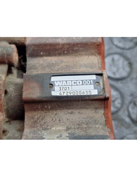 [105429] VALVULA SUSPENSION TRASERA - IVECO STRALIS (AS) (01/2012 - 01/2019)