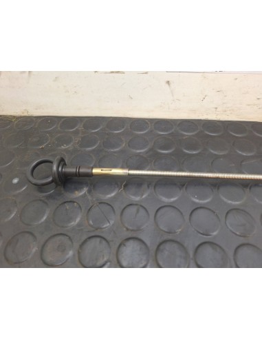 [103949] VARILLA ACEITE - IVECO DAILY CAJA CERRADA